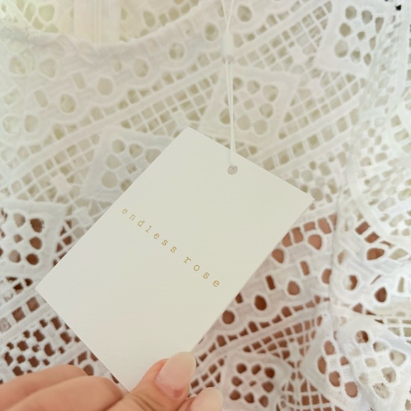 NWT Endless Rose Women’s White Embroidered Lace Blouse - Picture 7 of 12